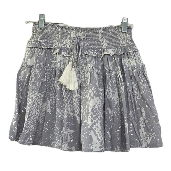 Surf Gypsy Dresses & Skirts - Surf Gypsy Women's M Tiered Mini Skirt Micro Gray Snake Boho Viscose